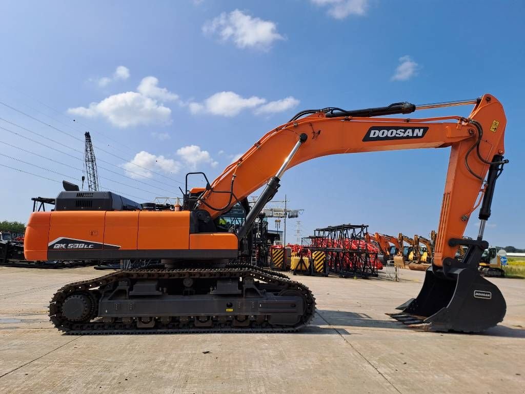 Kettenbagger du type Doosan DX530LC-7M (2 pieces available), Neumaschine en Stabroek (Photo 5)