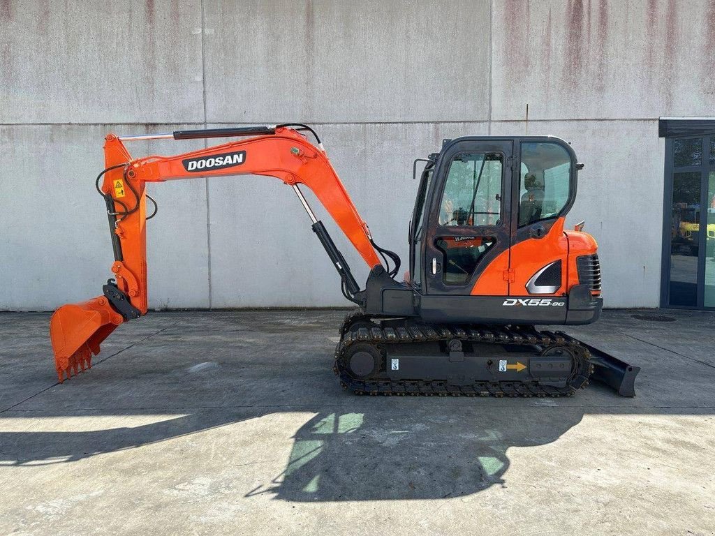 Kettenbagger del tipo Doosan DX55-9C, Gebrauchtmaschine en Antwerpen (Imagen 8)