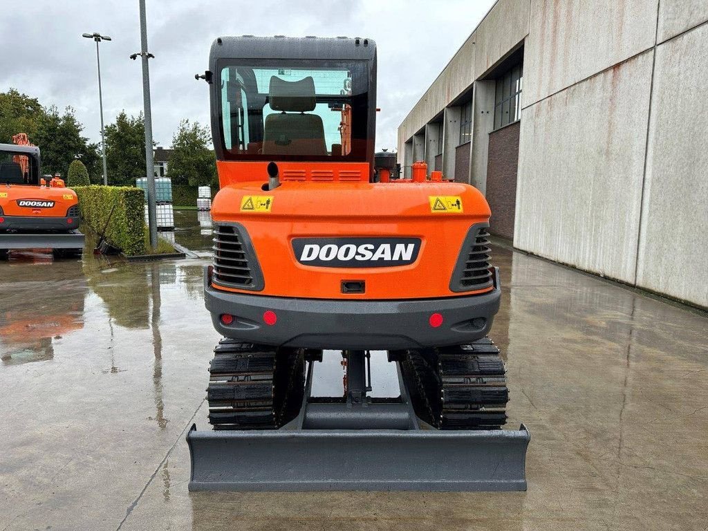 Kettenbagger Türe ait Doosan DX55-9C, Gebrauchtmaschine içinde Antwerpen (resim 5)