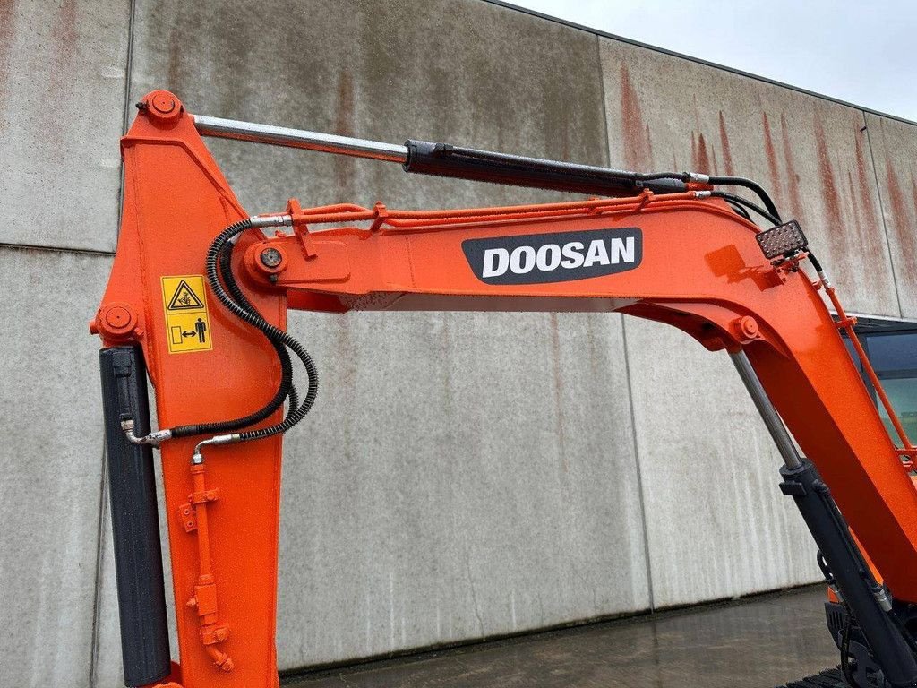 Kettenbagger del tipo Doosan DX55-9C, Gebrauchtmaschine en Antwerpen (Imagen 10)