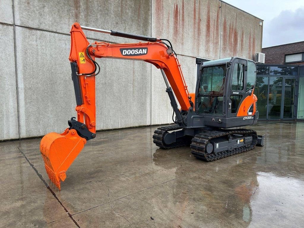 Kettenbagger del tipo Doosan DX55-9C, Gebrauchtmaschine en Antwerpen (Imagen 1)