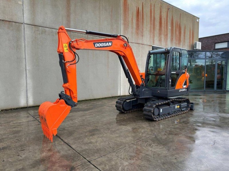 Kettenbagger of the type Doosan DX55-9C, Gebrauchtmaschine in Antwerpen (Picture 1)