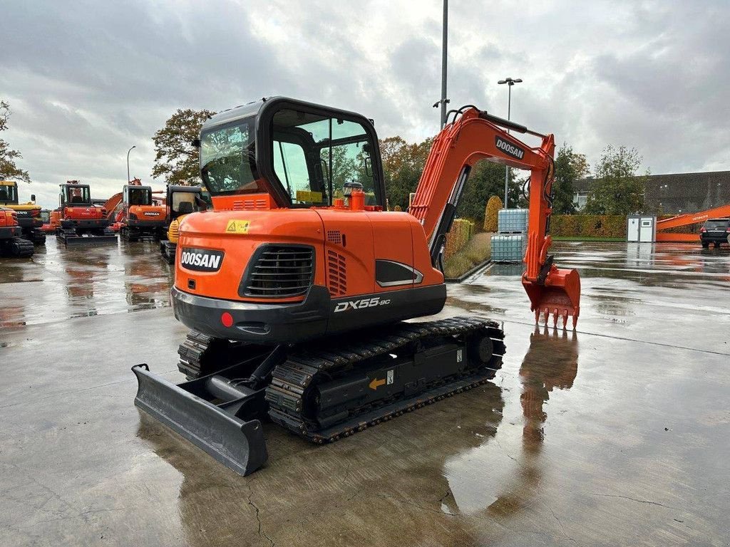 Kettenbagger of the type Doosan DX55-9C, Gebrauchtmaschine in Antwerpen (Picture 4)