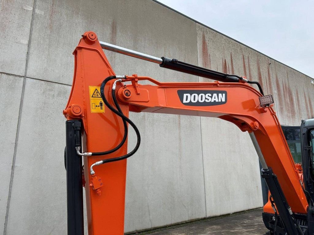 Kettenbagger типа Doosan DX55-9C, Gebrauchtmaschine в Antwerpen (Фотография 10)