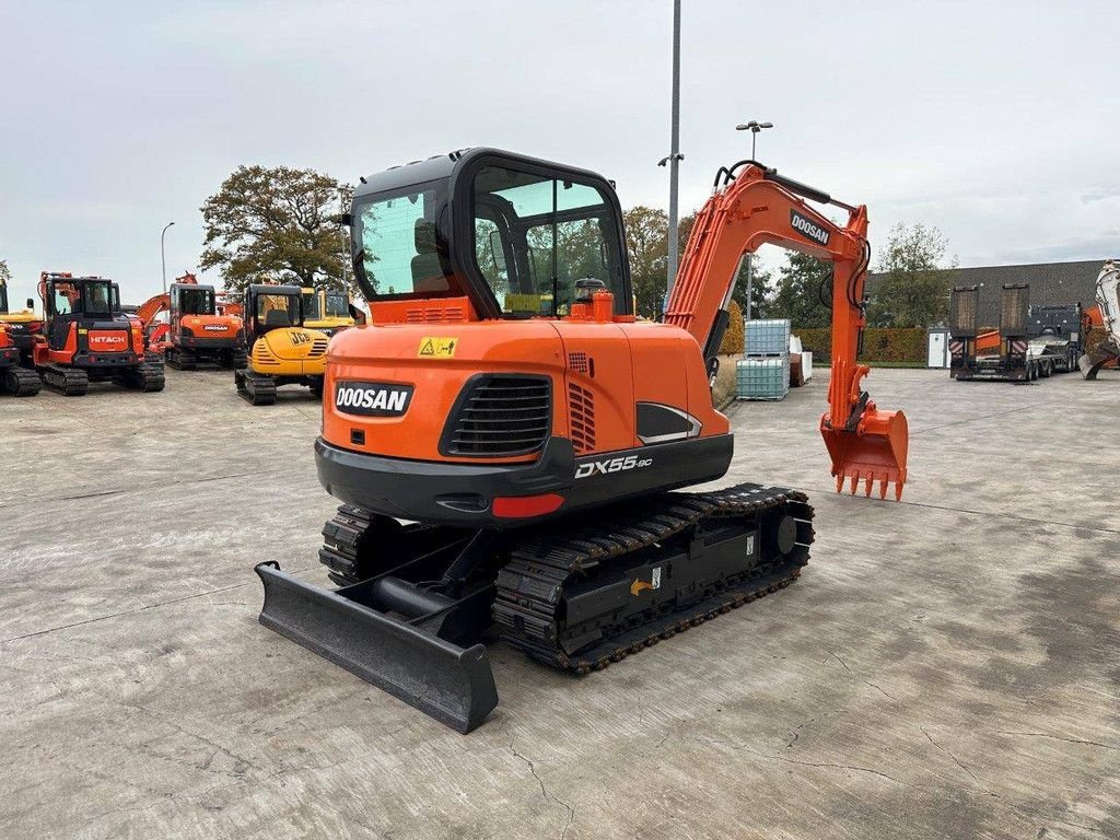 Kettenbagger типа Doosan DX55-9C, Gebrauchtmaschine в Antwerpen (Фотография 4)