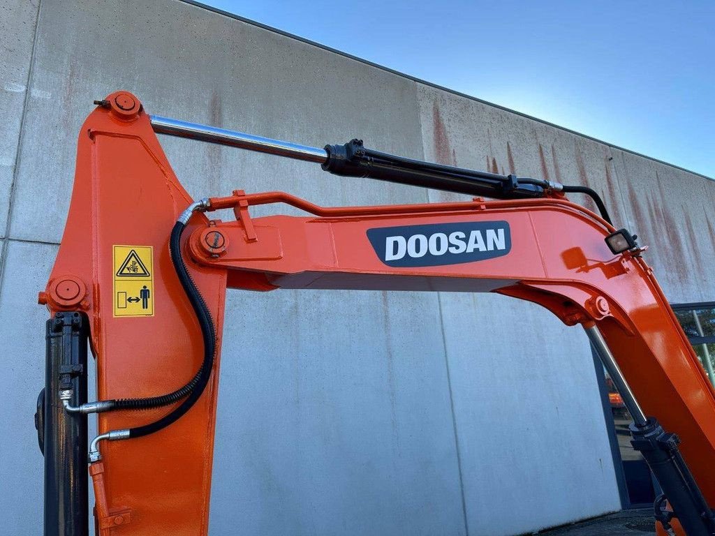 Kettenbagger del tipo Doosan DX60-9C, Gebrauchtmaschine en Antwerpen (Imagen 9)