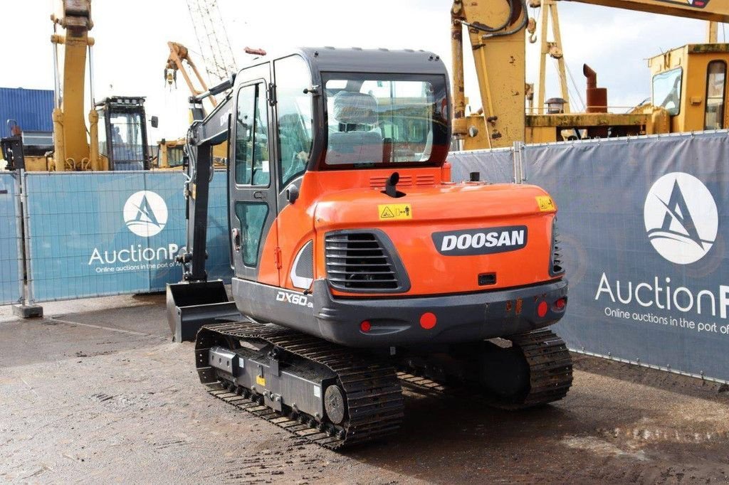 Kettenbagger a típus Doosan DX60-9C, Neumaschine ekkor: Antwerpen (Kép 4)