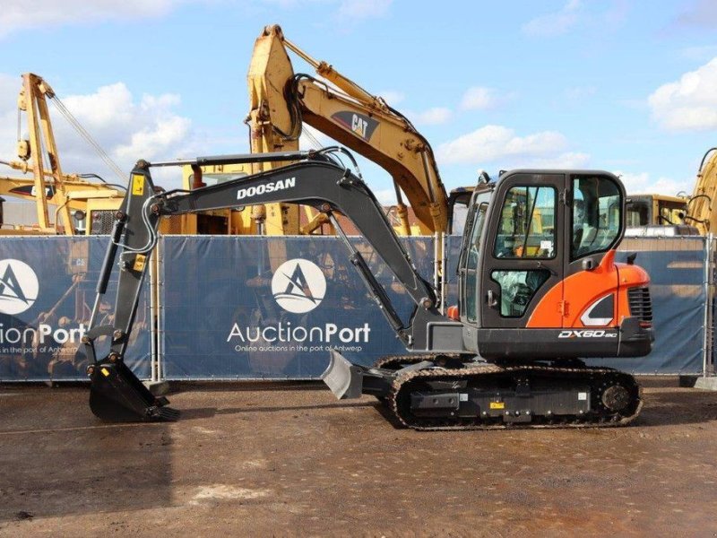 Kettenbagger van het type Doosan DX60-9C, Neumaschine in Antwerpen (Foto 1)