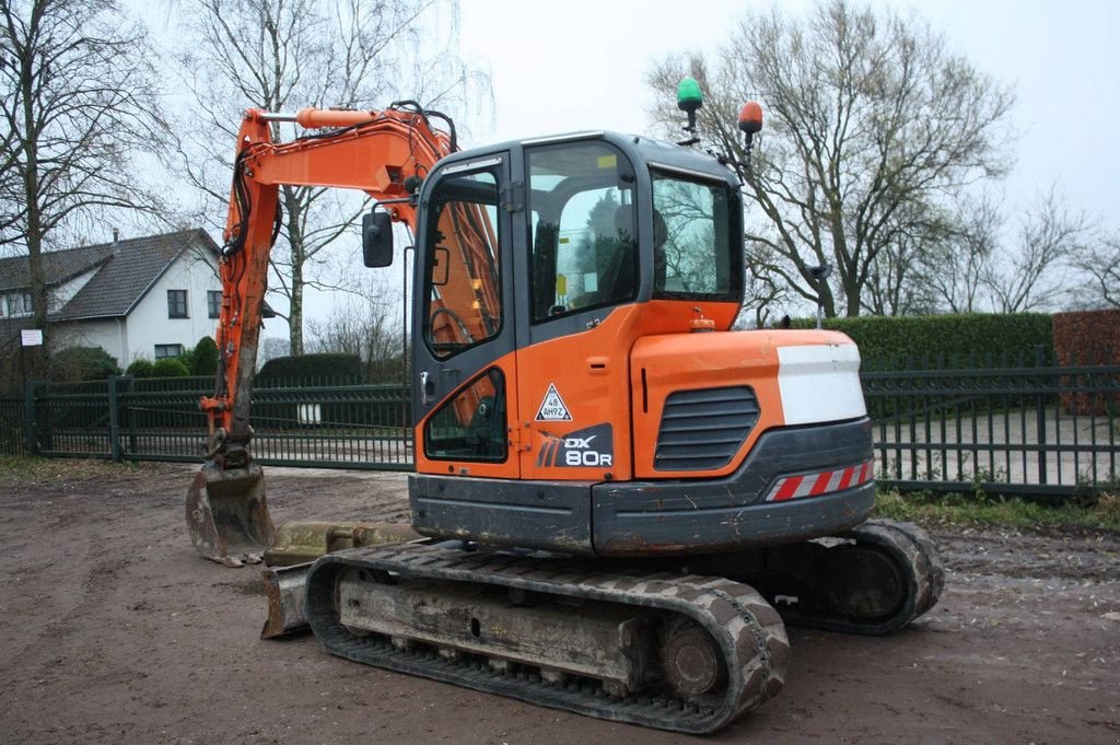 Kettenbagger of the type Doosan DX80R, Gebrauchtmaschine in Antwerpen (Picture 3)