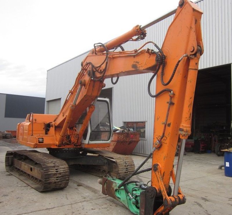 Kettenbagger of the type Fiat Hitachi FH 200, Gebrauchtmaschine in BRIGNAIS (Picture 1)