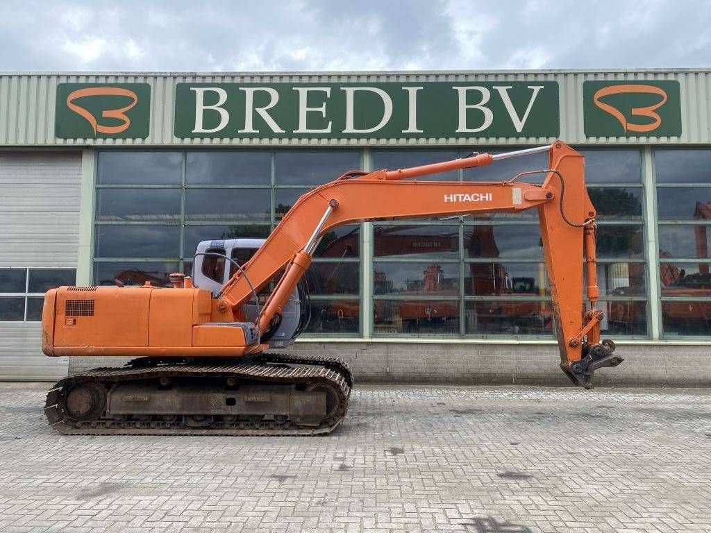 Kettenbagger van het type Hitachi EX 150 LC-5, Gebrauchtmaschine in Roosendaal (Foto 2)