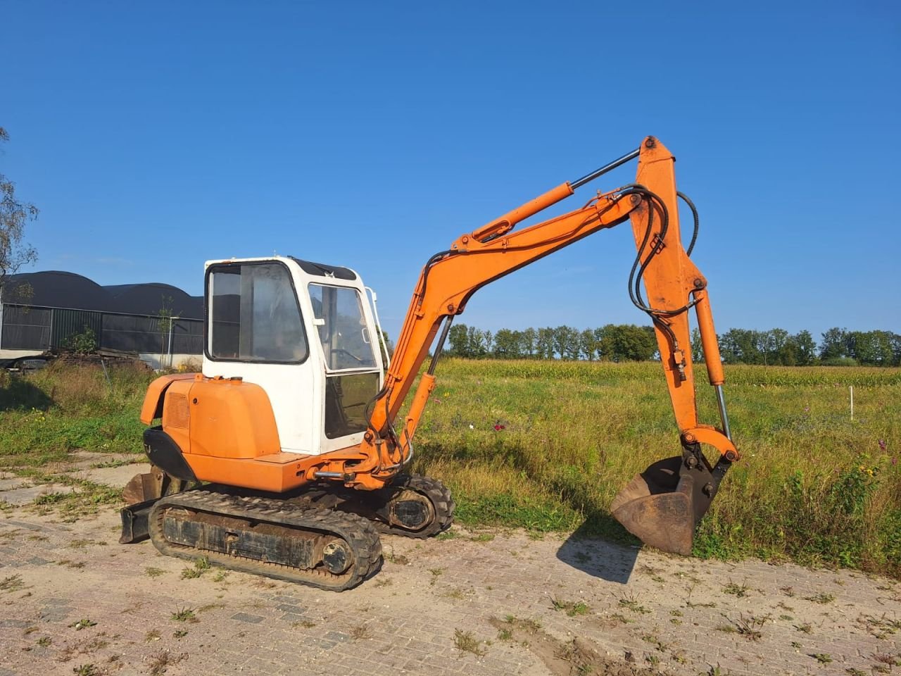 Kettenbagger des Typs Hitachi EX 35, Gebrauchtmaschine in Veessen (Bild 6)