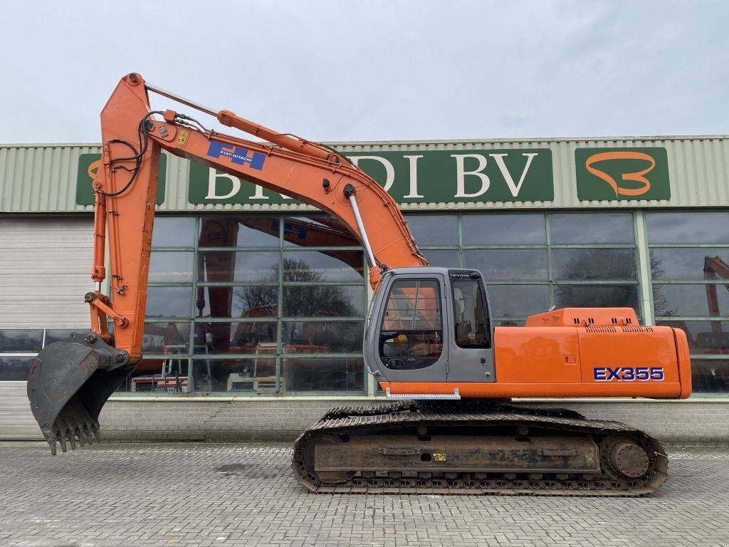 Kettenbagger del tipo Hitachi EX 355, Gebrauchtmaschine en Roosendaal (Imagen 1)