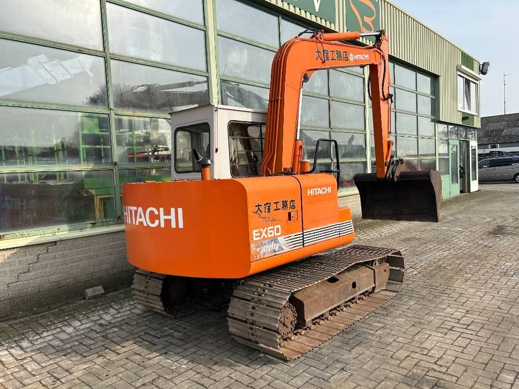 Kettenbagger del tipo Hitachi EX 60, Gebrauchtmaschine In Roosendaal (Immagine 3)