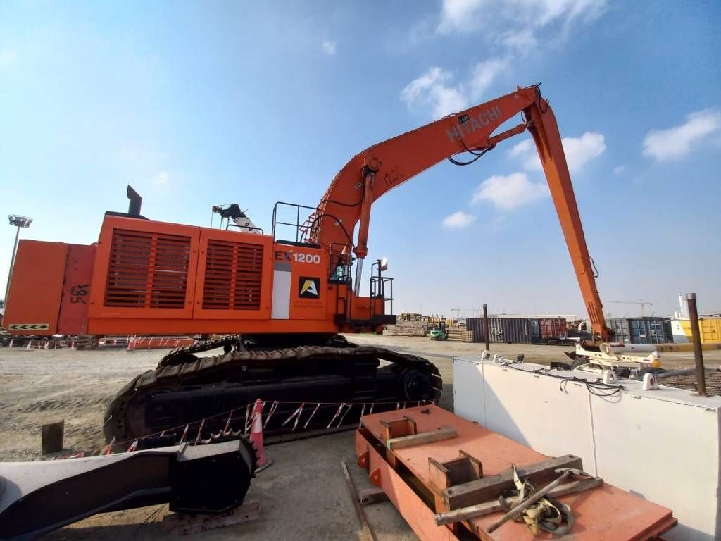 Kettenbagger of the type Hitachi EX1200-6 (LongReach 29m - Abu Dhabi), Gebrauchtmaschine in Stabroek (Picture 5)