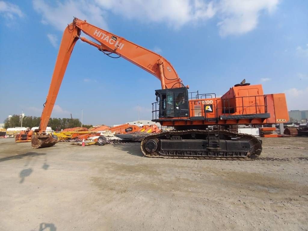 Kettenbagger van het type Hitachi EX1200-6 (LongReach 29m - Abu Dhabi), Gebrauchtmaschine in Stabroek (Foto 1)