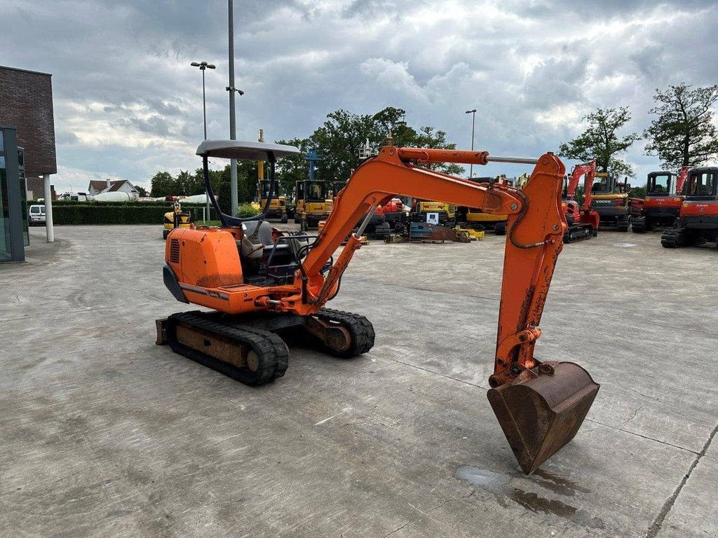 Kettenbagger tipa Hitachi EX25, Gebrauchtmaschine u Antwerpen (Slika 3)