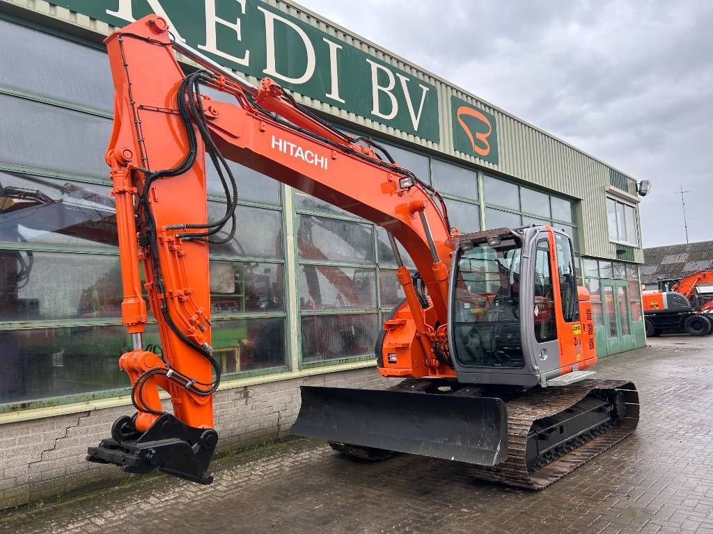 Kettenbagger typu Hitachi Zaxis 135 US, Gebrauchtmaschine v Roosendaal (Obrázek 4)