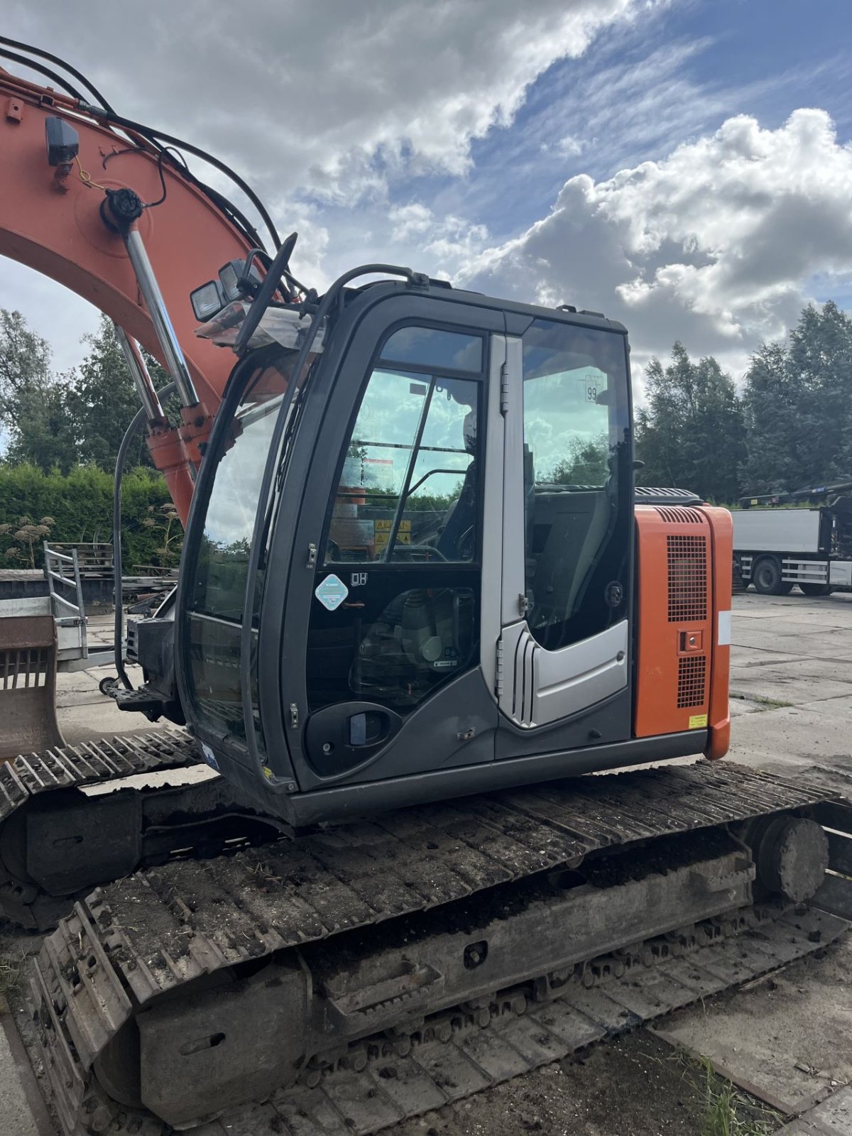 Kettenbagger typu Hitachi Zaxis 135 us, Gebrauchtmaschine v Aalsmeer (Obrázok 3)