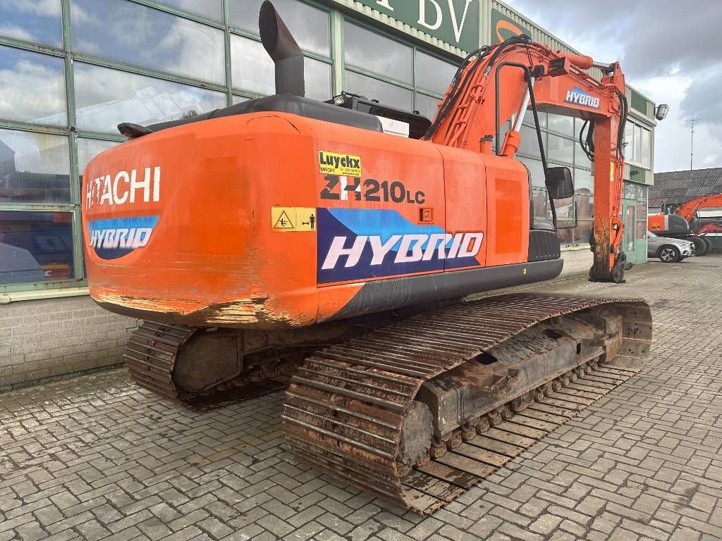 Kettenbagger des Typs Hitachi ZH 210 LC-5 B, Gebrauchtmaschine in Roosendaal (Bild 4)