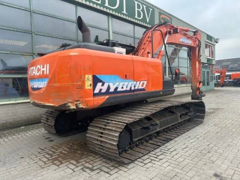 Kettenbagger des Typs Hitachi ZH 210 LC-5 B, Gebrauchtmaschine in Roosendaal (Bild 4)