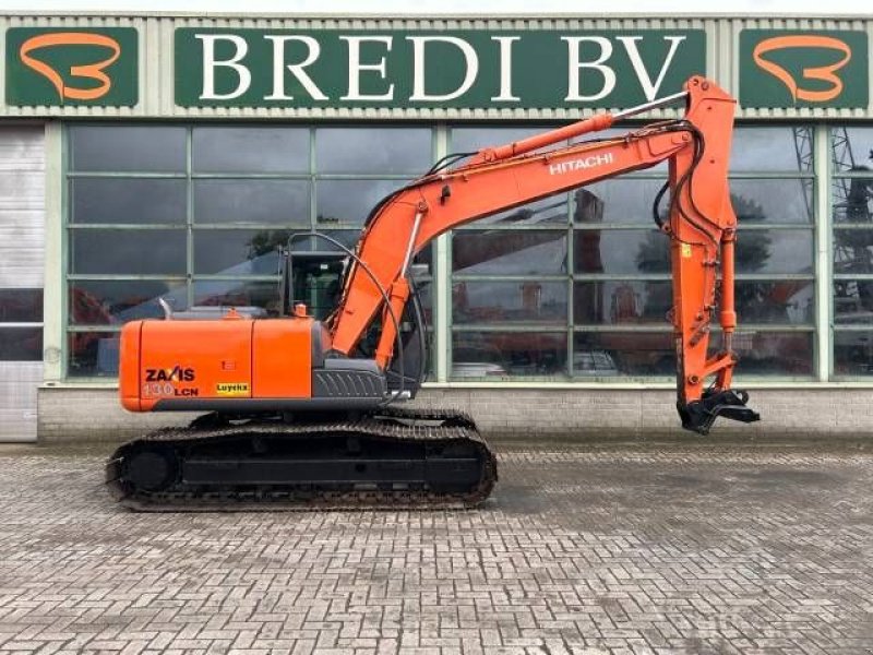 Kettenbagger of the type Hitachi ZX 130 LC N-3, Gebrauchtmaschine in Roosendaal (Picture 2)