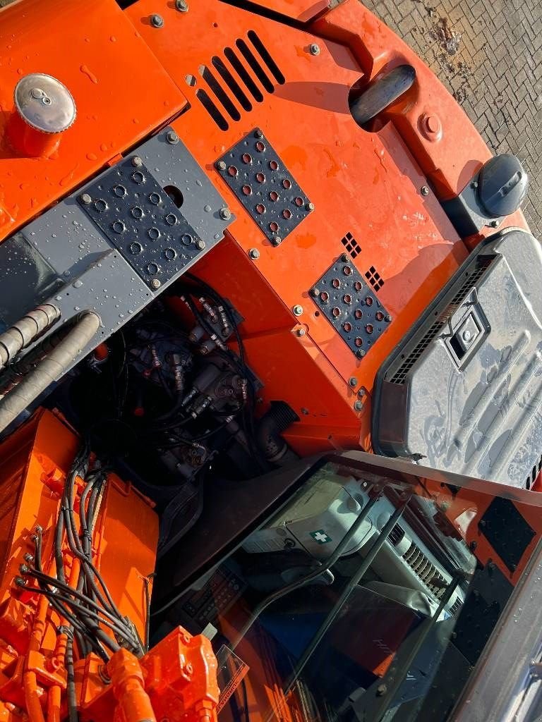 Kettenbagger του τύπου Hitachi ZX 135 US-3, Gebrauchtmaschine σε Roosendaal (Φωτογραφία 11)