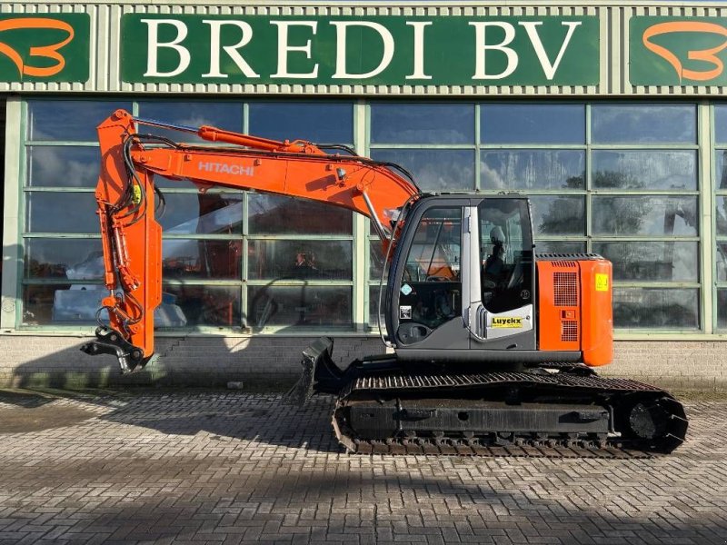 Kettenbagger del tipo Hitachi ZX 135 US-3, Gebrauchtmaschine In Roosendaal (Immagine 1)