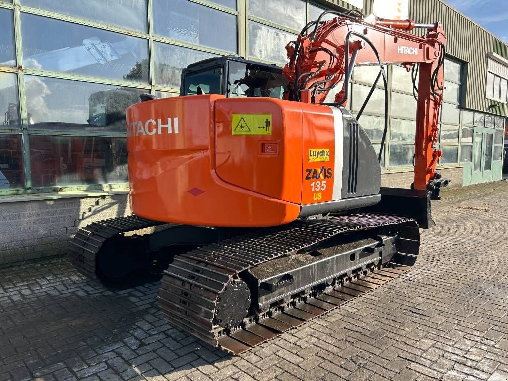 Kettenbagger от тип Hitachi ZX 135 US-3, Gebrauchtmaschine в Roosendaal (Снимка 7)