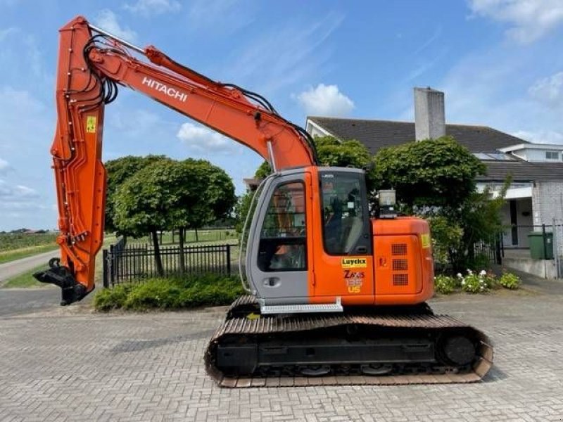 Kettenbagger van het type Hitachi ZX 135 US, Gebrauchtmaschine in Roosendaal