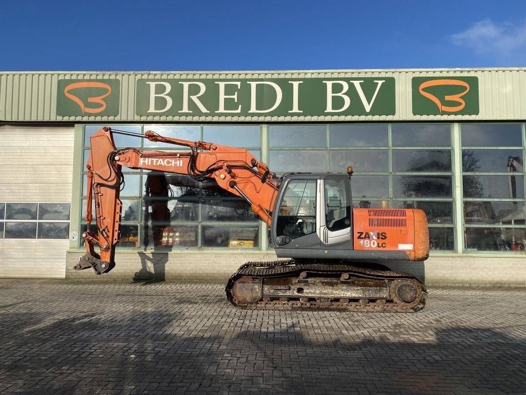 Kettenbagger a típus Hitachi ZX 180 LC-3, Gebrauchtmaschine ekkor: Roosendaal (Kép 2)