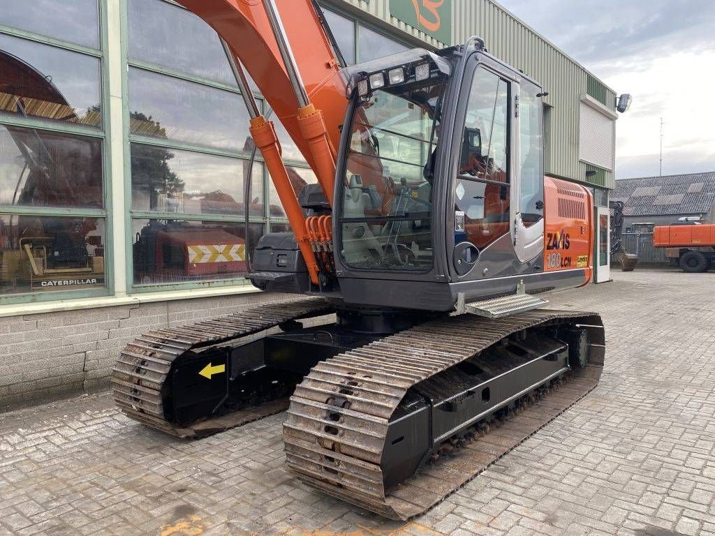 Kettenbagger typu Hitachi ZX 180 LC N-3, Gebrauchtmaschine w Roosendaal (Zdjęcie 7)