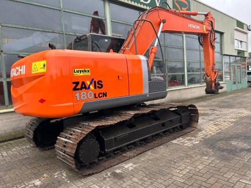 Kettenbagger Türe ait Hitachi ZX 180 LC N-3, Gebrauchtmaschine içinde Roosendaal (resim 4)