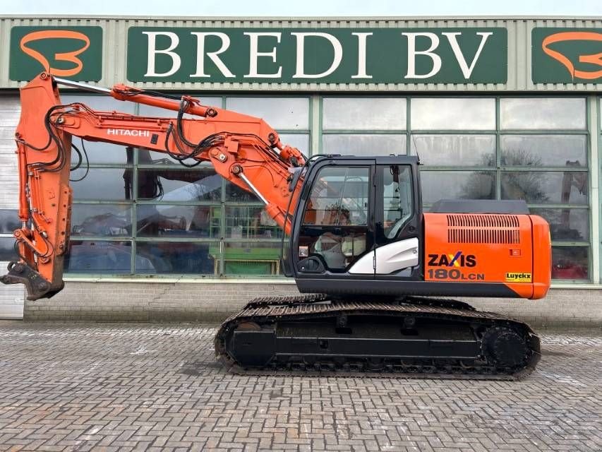 Kettenbagger του τύπου Hitachi ZX 180 LC N-5 B, Gebrauchtmaschine σε Roosendaal (Φωτογραφία 1)