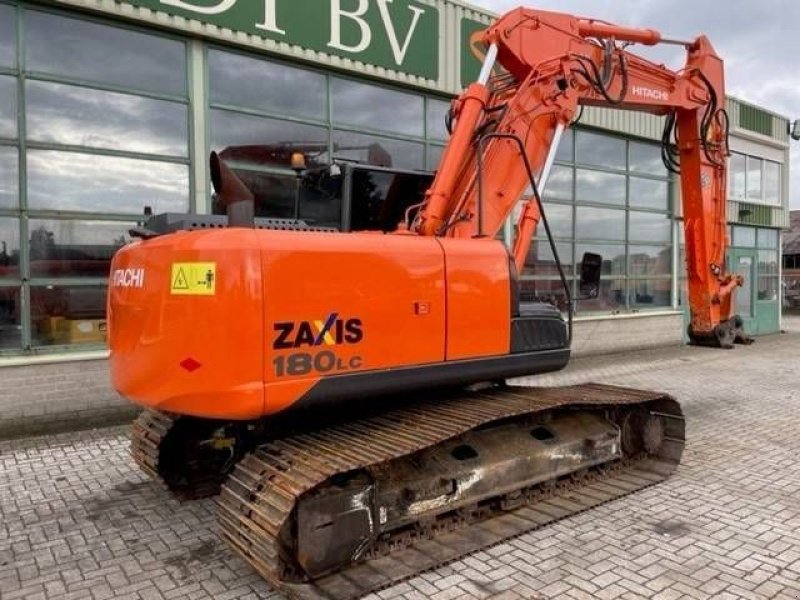 Kettenbagger of the type Hitachi ZX 180LC-5B, Gebrauchtmaschine in Roosendaal (Picture 5)