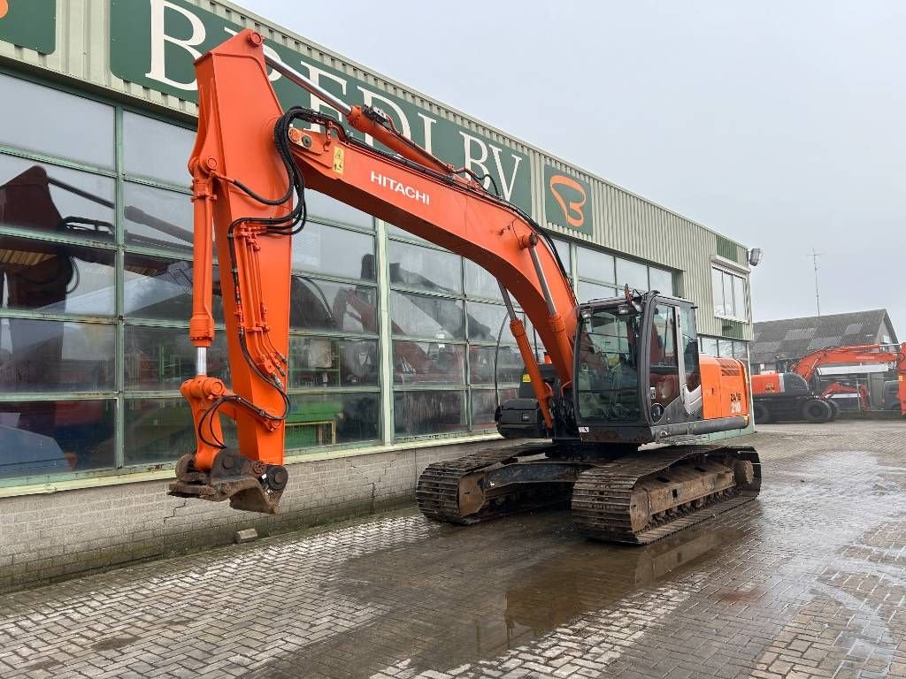 Kettenbagger du type Hitachi ZX 210-3, Gebrauchtmaschine en Roosendaal (Photo 7)