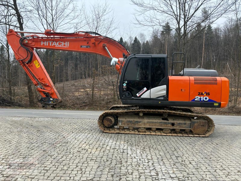 Kettenbagger van het type Hitachi ZX 210-6, Gebrauchtmaschine in Deutsch - Goritz (Foto 1)