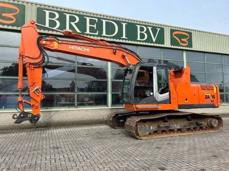 Kettenbagger du type Hitachi ZX 210 LC-3, Gebrauchtmaschine en Roosendaal (Photo 5)