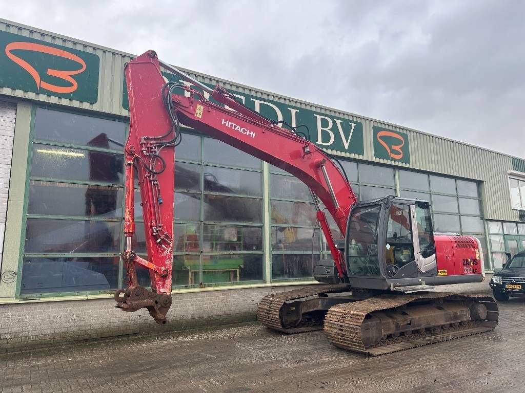 Kettenbagger des Typs Hitachi ZX 210 LC-3, Gebrauchtmaschine in Roosendaal (Bild 3)