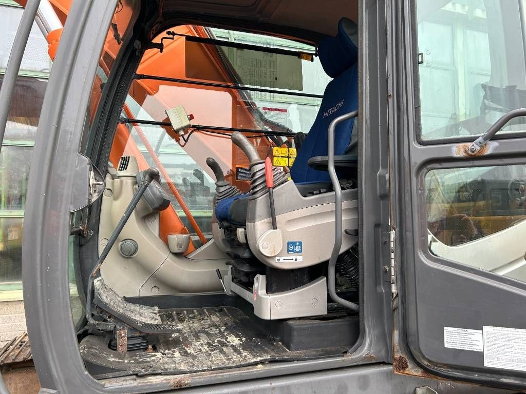 Kettenbagger typu Hitachi ZX 210 LC-3, Gebrauchtmaschine v Roosendaal (Obrázek 10)