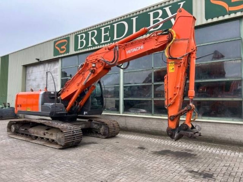 Kettenbagger des Typs Hitachi ZX 210 LC-3, Gebrauchtmaschine in Roosendaal (Bild 4)