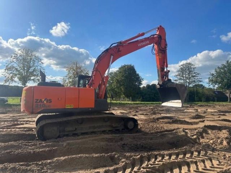 Kettenbagger van het type Hitachi ZX 210 LC-5 B, Gebrauchtmaschine in Roosendaal (Foto 8)