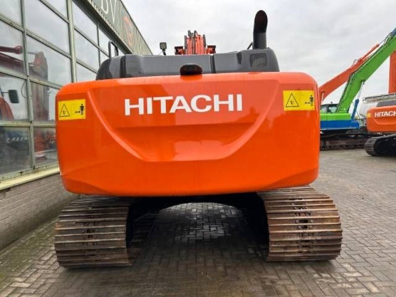 Kettenbagger van het type Hitachi ZX 210 LC-6, Gebrauchtmaschine in Roosendaal (Foto 9)