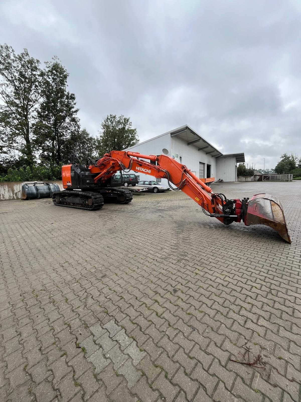 Kettenbagger a típus Hitachi ZX 225 US-6, Gebrauchtmaschine ekkor: Affing  (Kép 1)