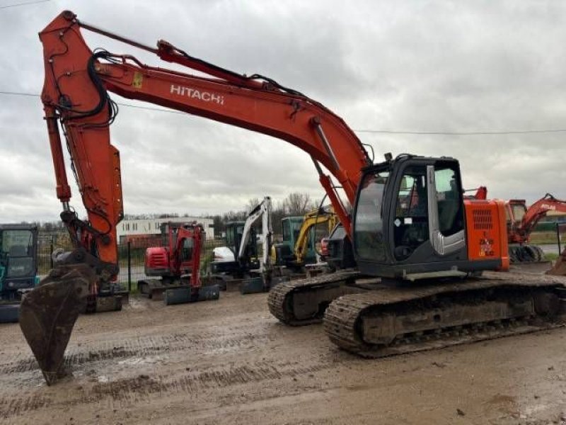 Kettenbagger tip Hitachi ZX 225 US LC-3, Gebrauchtmaschine in MOL (Poză 1)