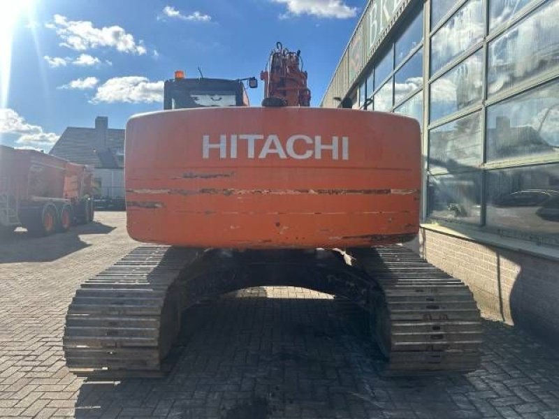 Kettenbagger του τύπου Hitachi ZX 225 USR LC-3, Gebrauchtmaschine σε Roosendaal (Φωτογραφία 8)