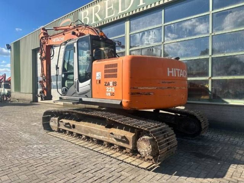 Kettenbagger des Typs Hitachi ZX 225 USR LC-3, Gebrauchtmaschine in Roosendaal (Bild 7)