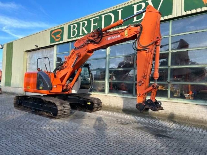 Kettenbagger of the type Hitachi ZX 225 USR LC, Gebrauchtmaschine in Roosendaal (Picture 5)