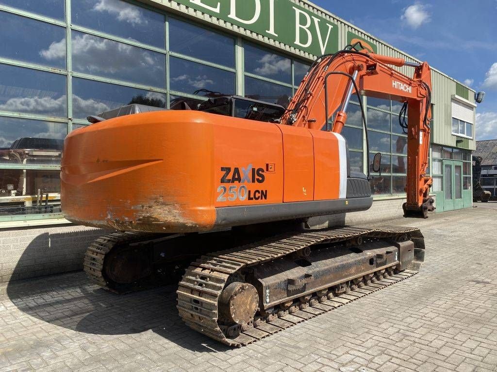 Kettenbagger typu Hitachi ZX 250 LC-3, Gebrauchtmaschine w Roosendaal (Zdjęcie 7)