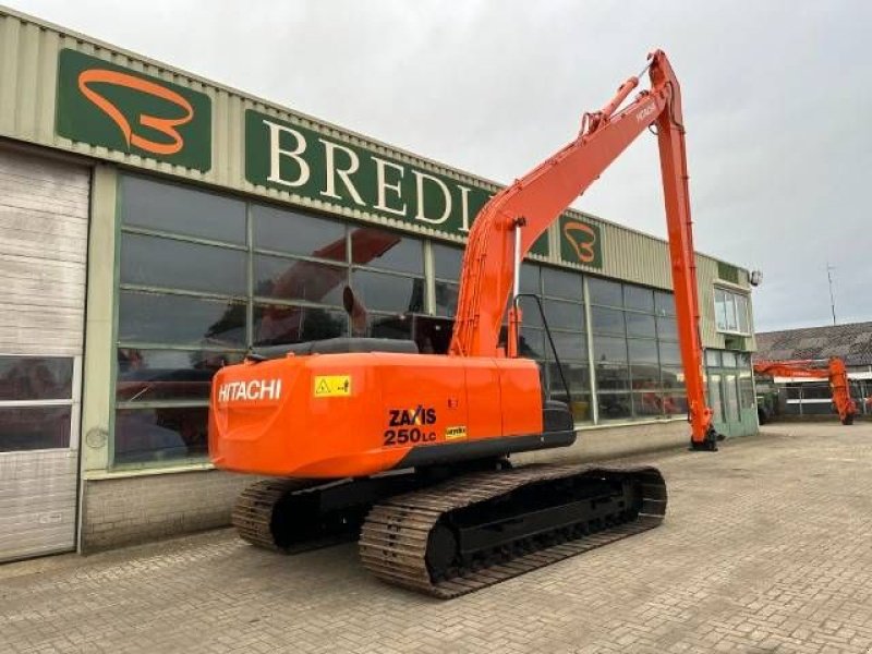 Kettenbagger van het type Hitachi ZX 250 LC-5 B Long Reach 17 M, Gebrauchtmaschine in Roosendaal (Foto 8)